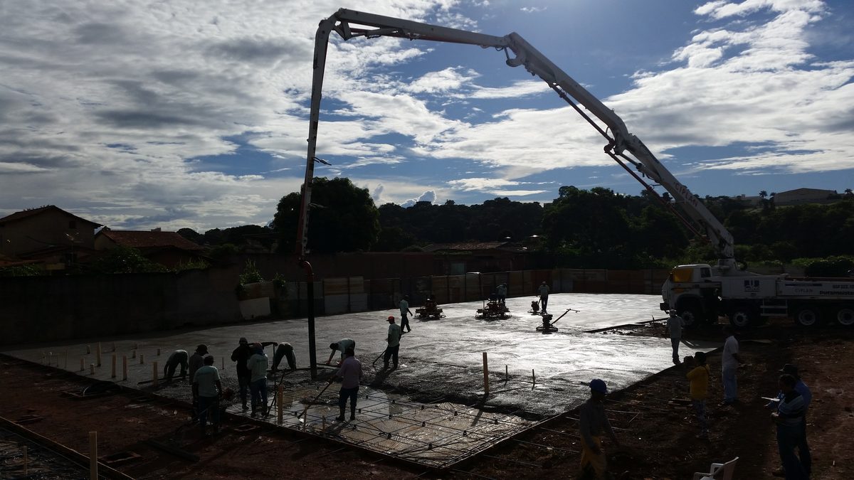 Execução de protensão em obra